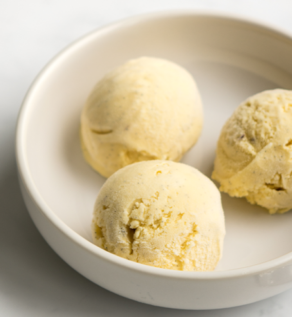 glace-vanille-madagascar-norohy-empreinte-sucree-macro